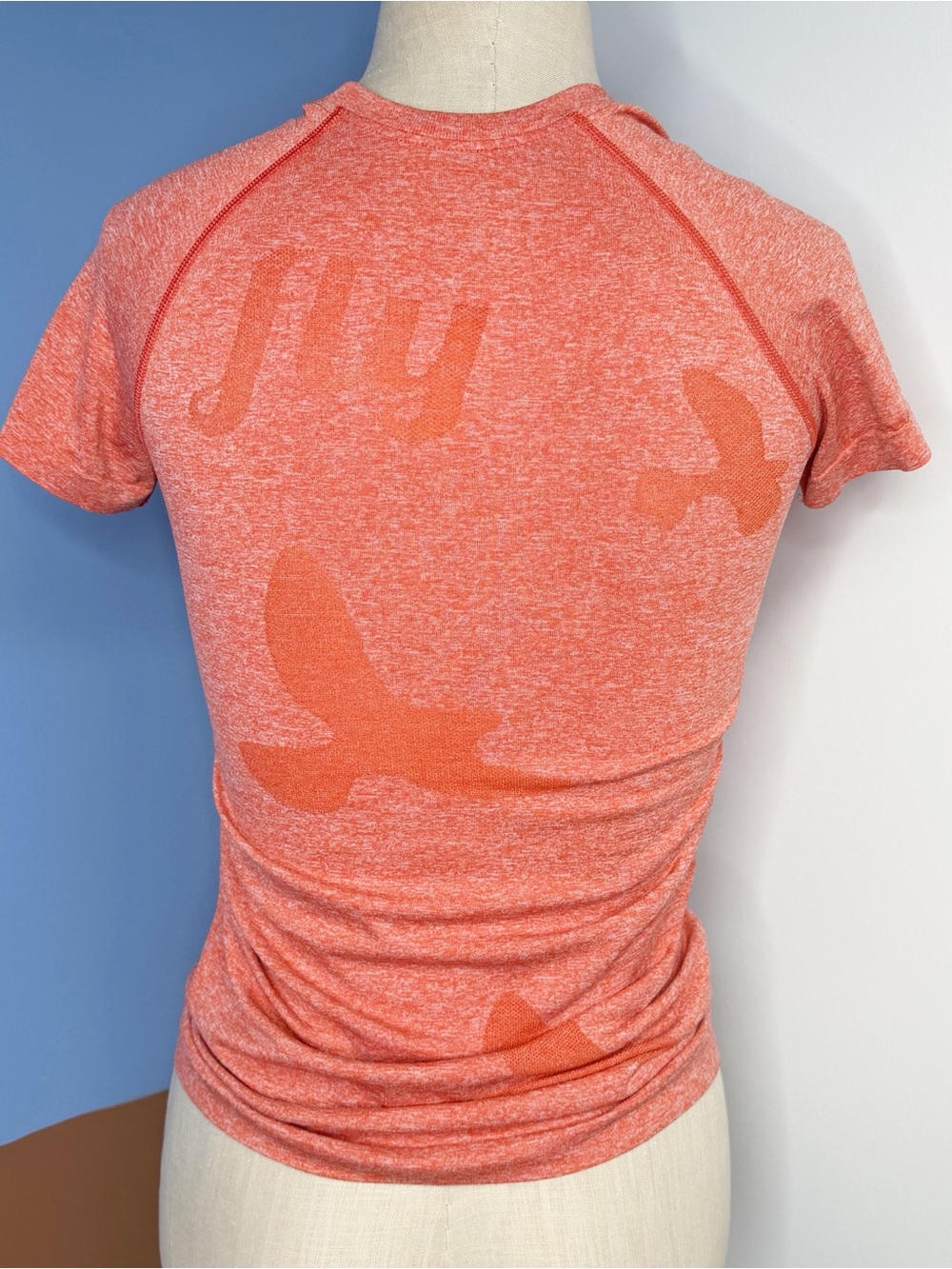 Oiselle Women's Short Sleeve Flyte Flying Birds Seamless Crackle Orange Small - Picture 2 of 5